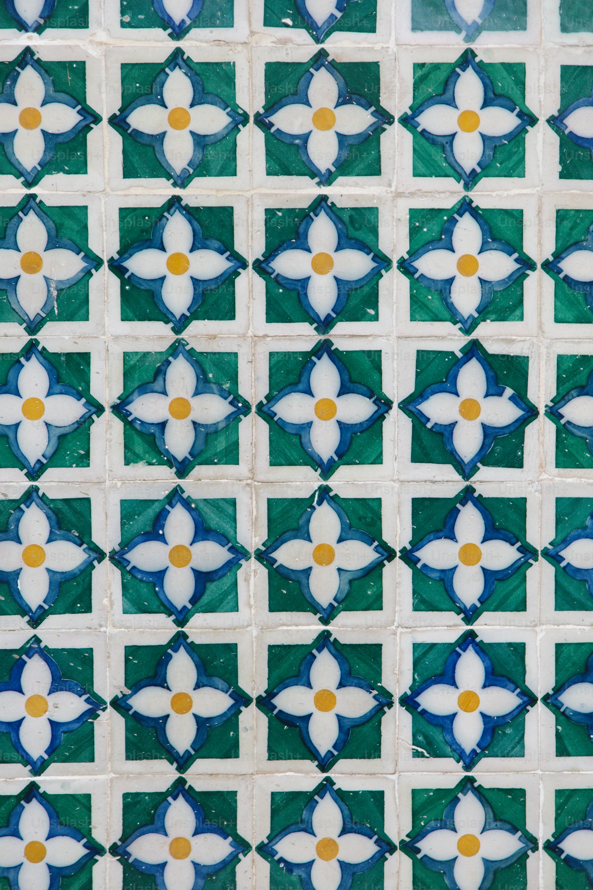 Carrelage à MAUGUIO